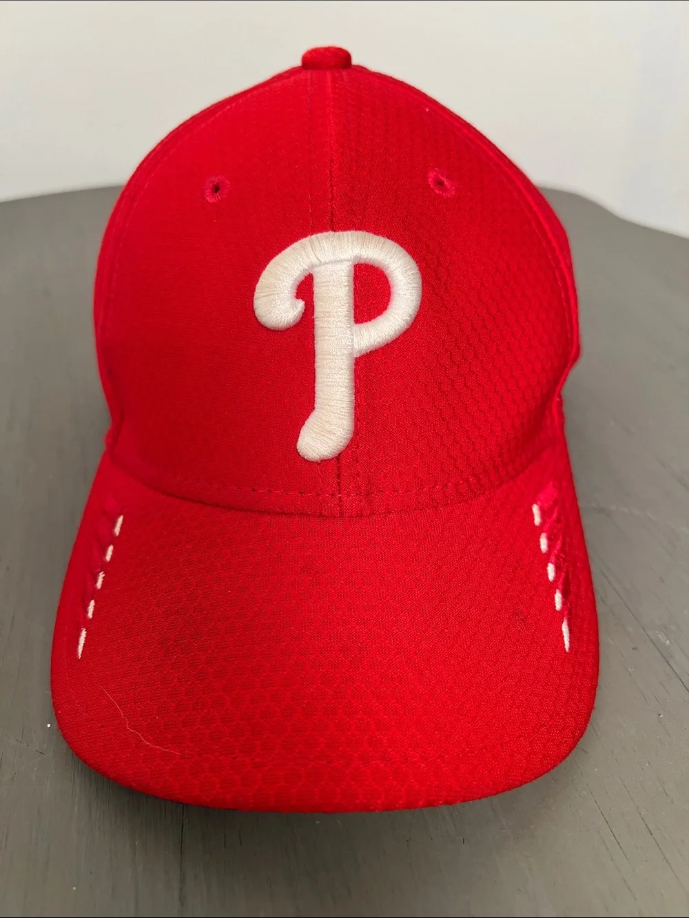 Phillies Kids Baseball Cap with White 'P' Logo